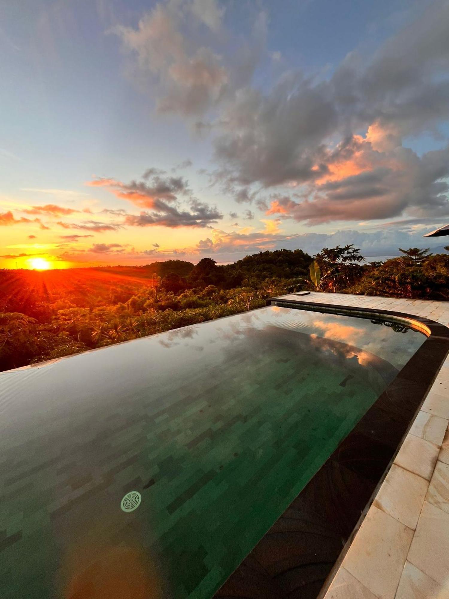 Kubuhill Sunset Bungalow Toyapakeh Exterior foto